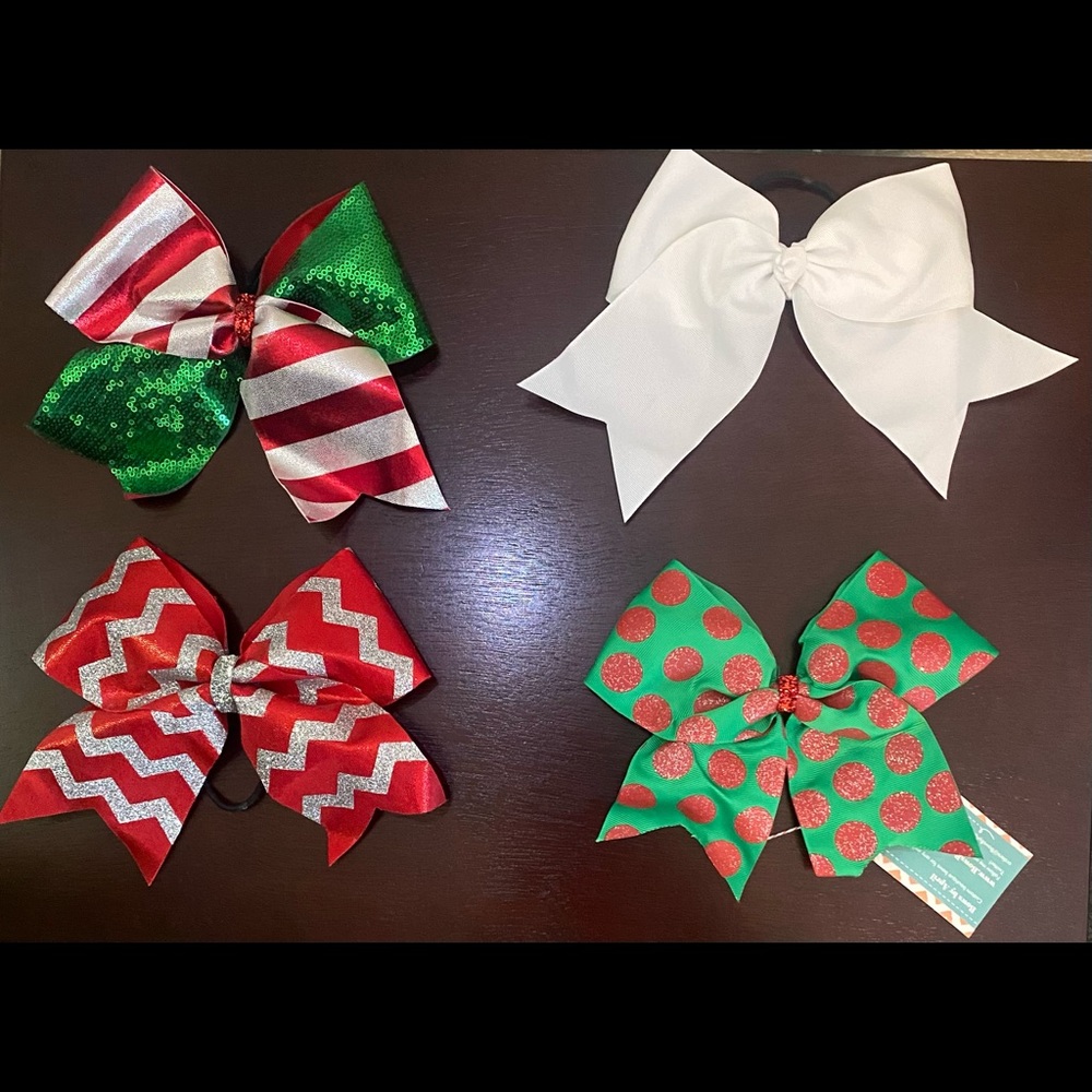 Christmas Cheer Bow Set